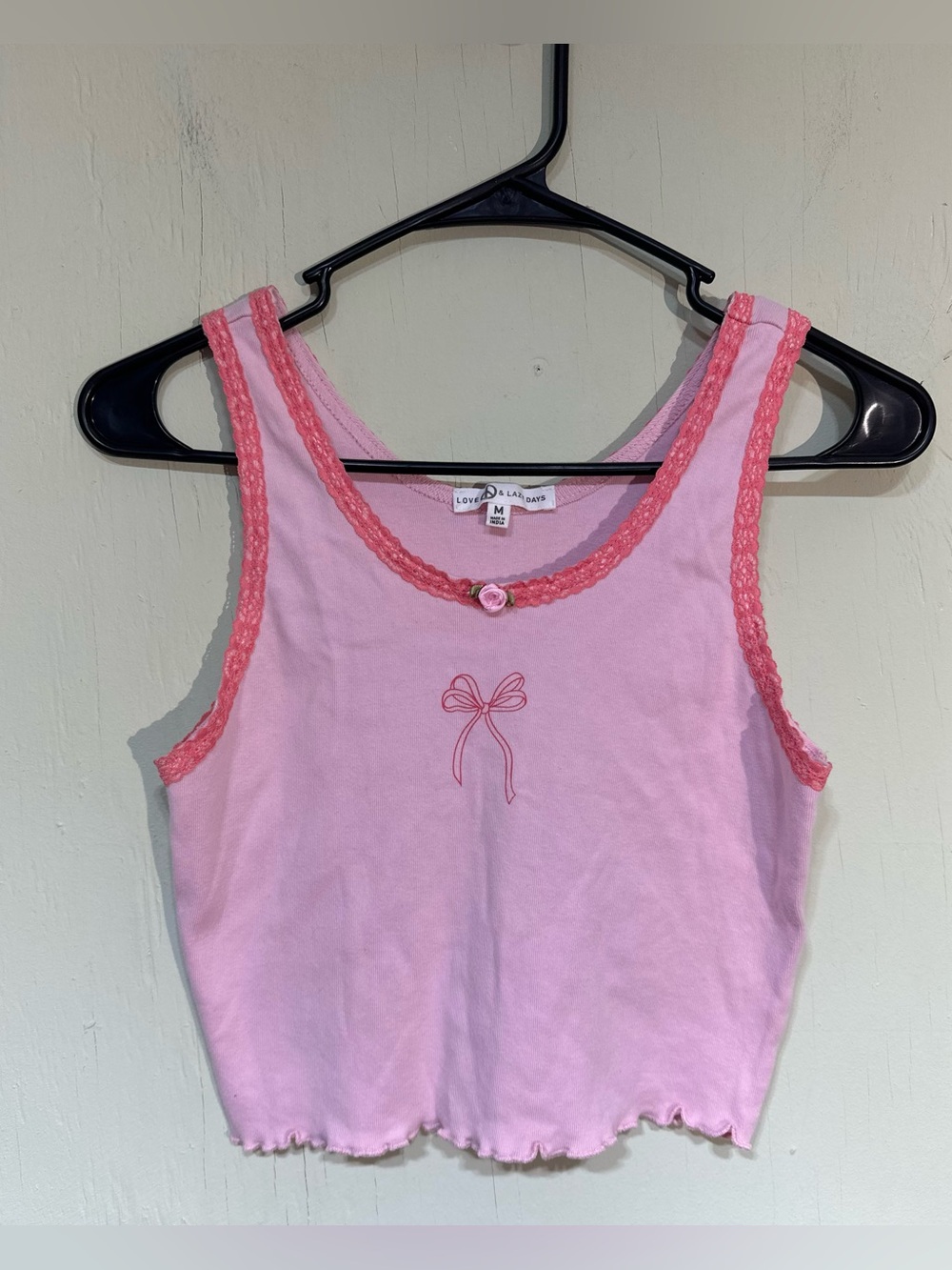 Love & Lazy days cropped pink lace bow top size medium